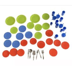 Vintage Barbie Reading Deluxe Kitchen Plates, Cups And Utensils - 1960s